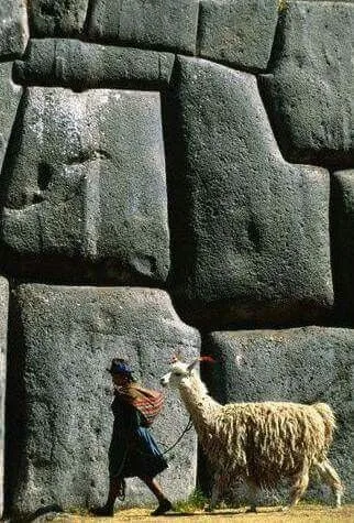 La Piedra de los 12 Ángulos: El Enigma Inca que Desafía la Ingeniería Moderna