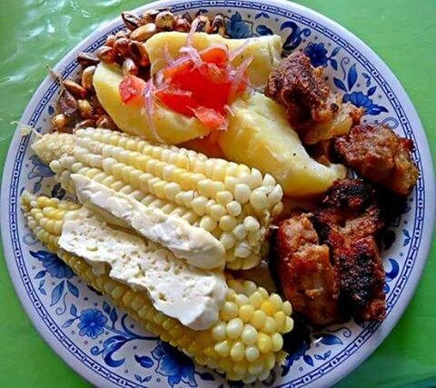 Sabores y Productos Más Deliciosos Vendidos en las Ferias y Mercados Andinos del Perú