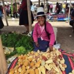 Por Qué Comprar a Nuestros Emprendedores Ambulantes es el Acto Más Genuino de la Navidad